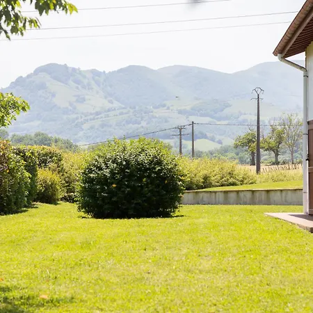 Primadera Proche De Saint-jean-pied-de-port Holiday home *