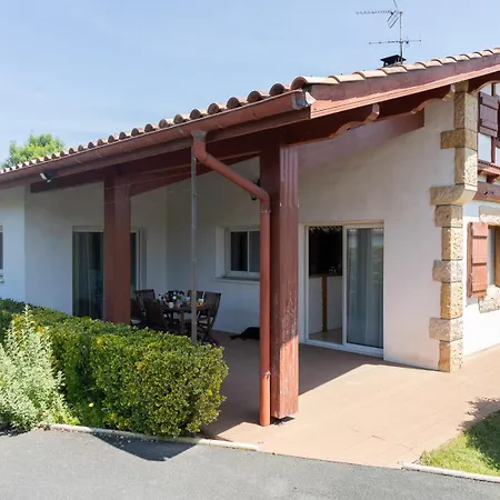 Primadera Proche De Saint-jean-pied-de-port Holiday home *